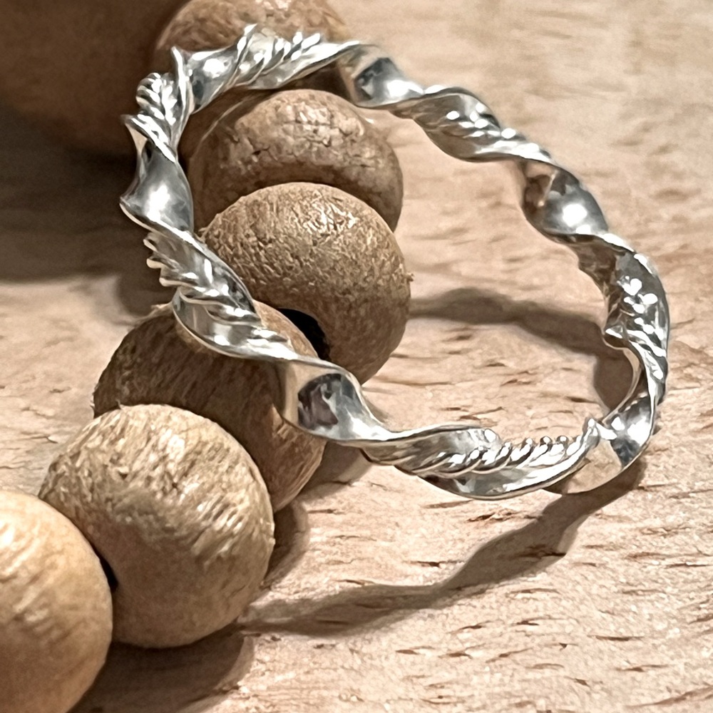 925 Sterling Silver Twisted Band Dainty Stackable Ring Mexican Silver